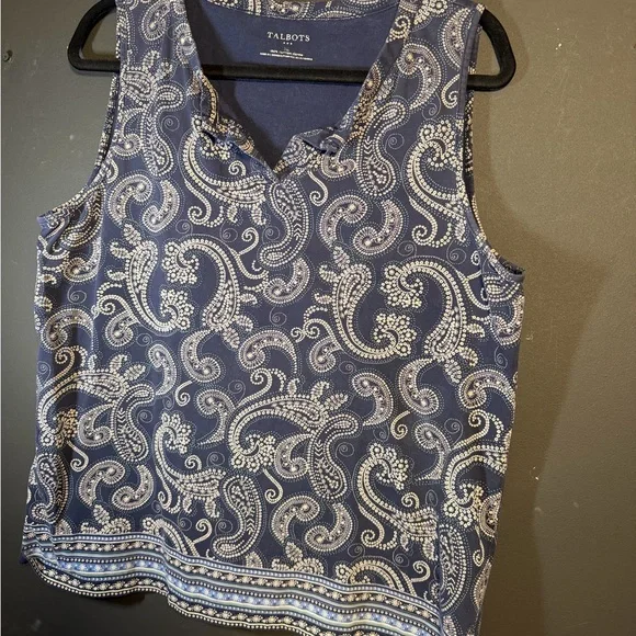 Talbot’s Women’s Paisley Tank. Size XL - Picture 3 of 4